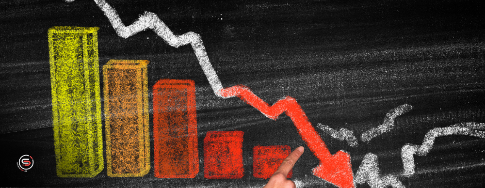 revenue-decreasing-on-graph